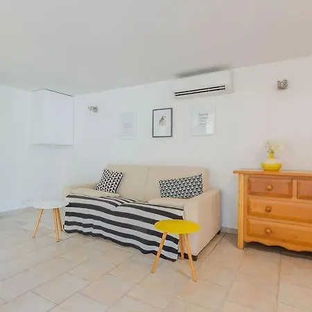 Apartment Le Pin Parasol - 2 Pieces Avec Piscine 4 Personnes + Bebe Saint-Raphael (Var)
