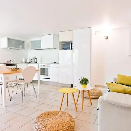 Apartment Le Pin Parasol - 2 Pieces Avec Piscine 4 Personnes + Bebe