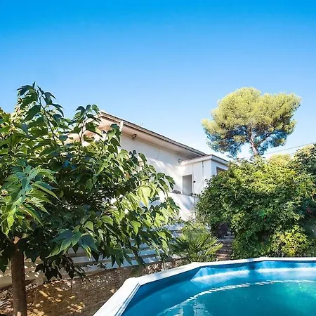 Le Pin Parasol - 2 Pieces Avec Piscine 4 Personnes + Bebe * Saint-Raphaël